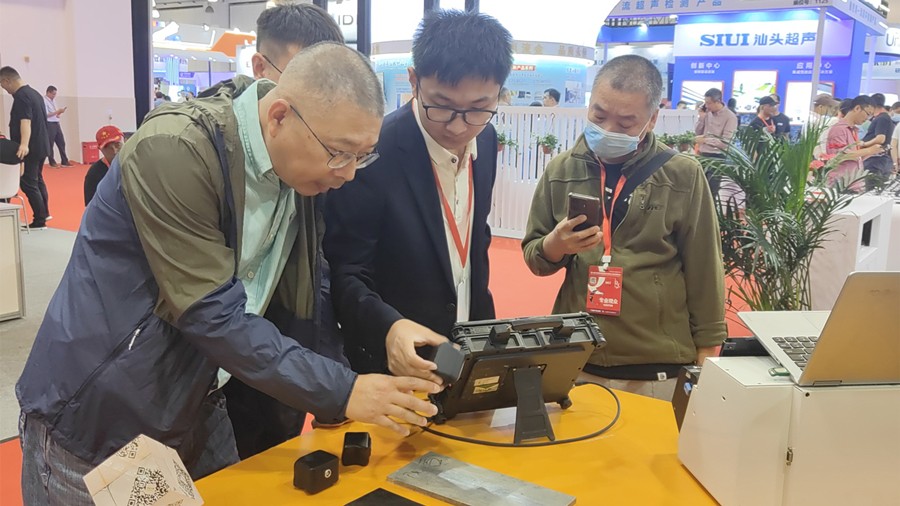 亚洲精品久久一区二区三区