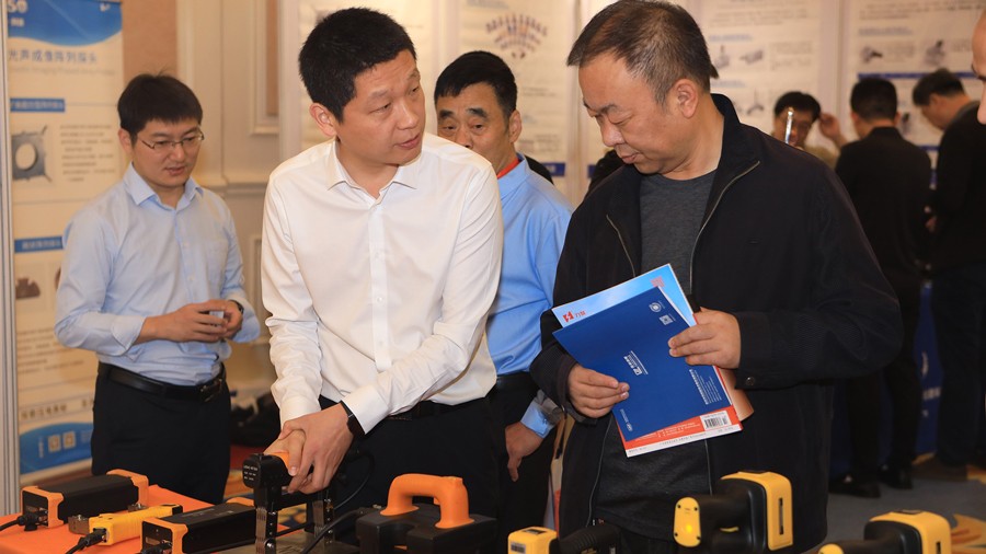 亚洲精品久久一区二区三区