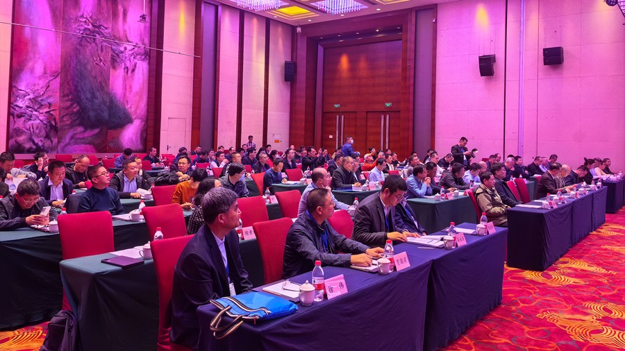 亚洲精品久久一区二区三区