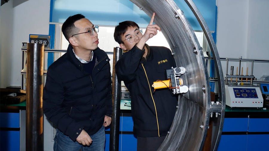 亚洲精品久久一区二区三区