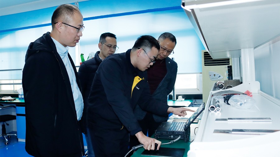 亚洲精品久久一区二区三区