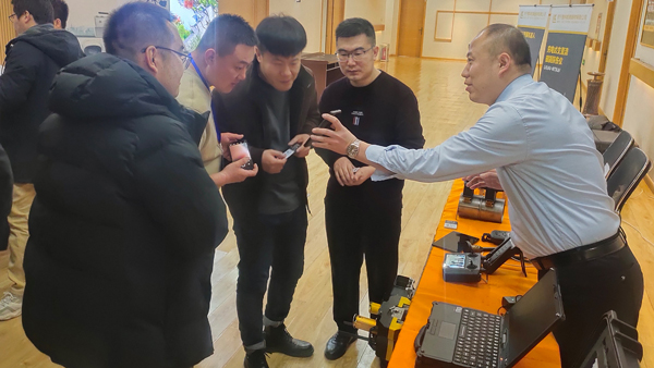 亚洲精品久久一区二区三区