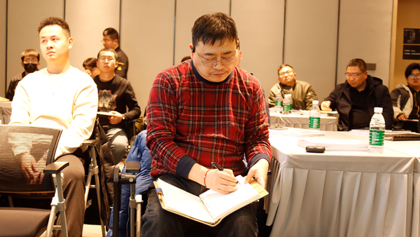 亚洲精品久久一区二区三区