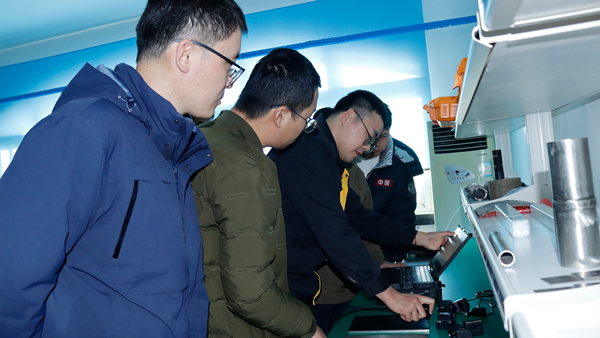 亚洲精品久久一区二区三区