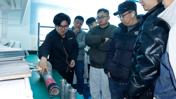 亚洲精品久久一区二区三区