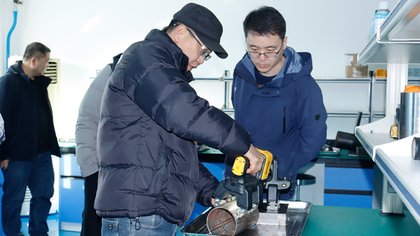 亚洲精品久久一区二区三区