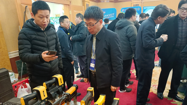 亚洲精品久久一区二区三区