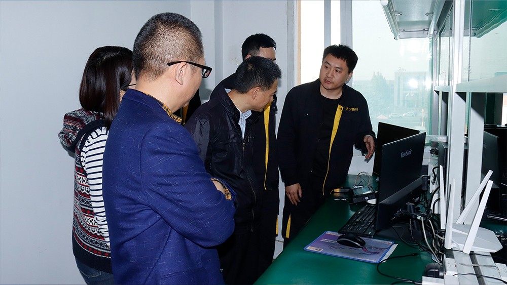 亚洲精品久久一区二区三区