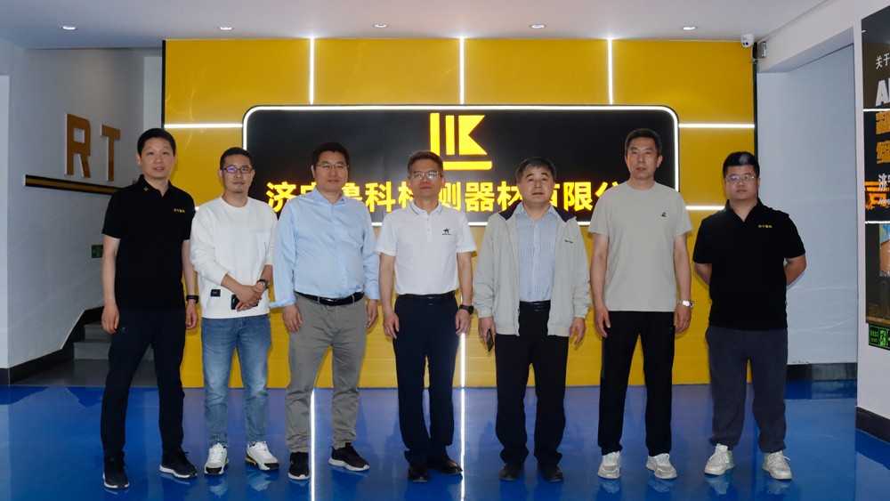 亚洲精品久久一区二区三区