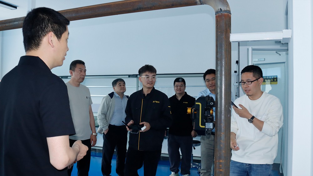 亚洲精品久久一区二区三区