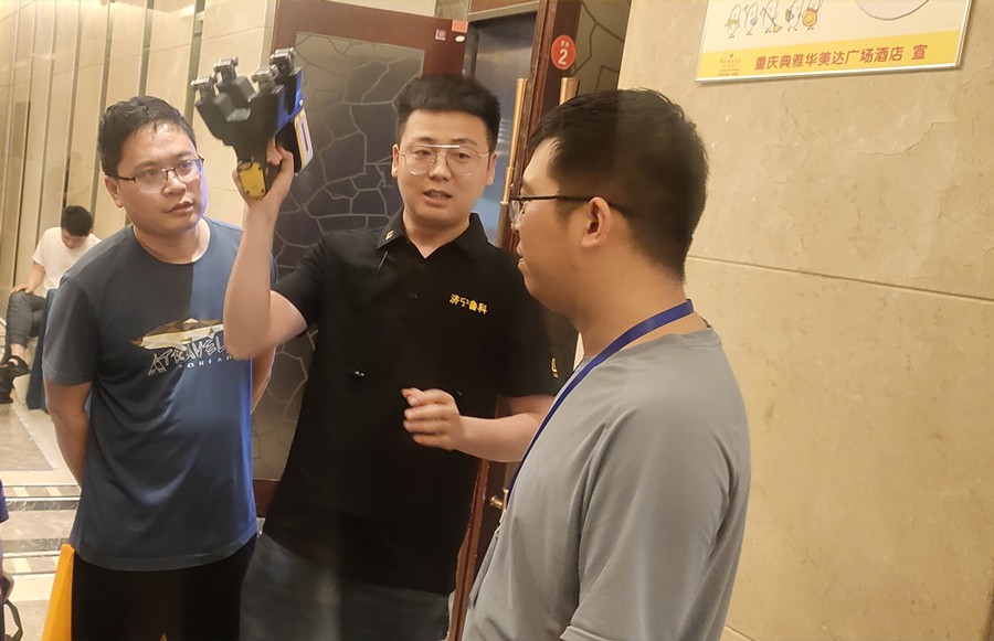 亚洲精品久久一区二区三区