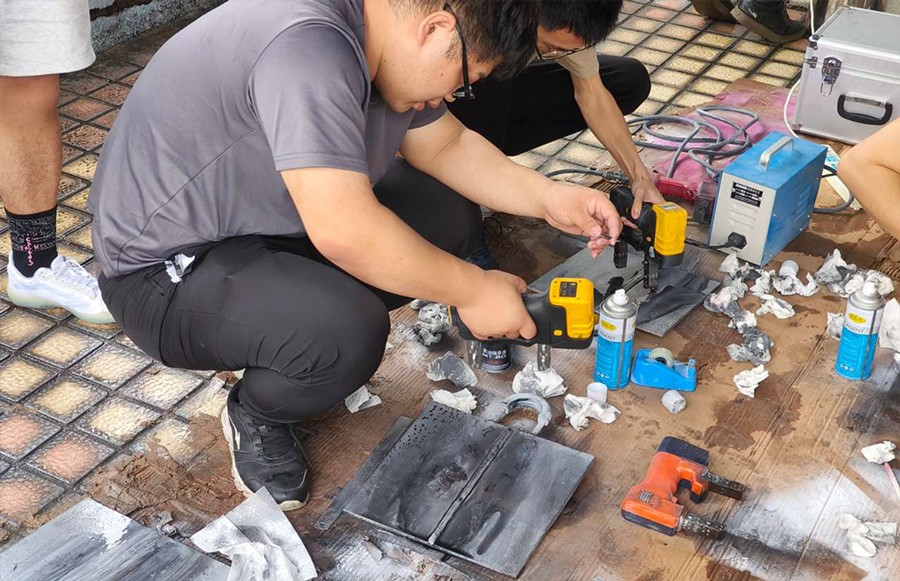 亚洲精品久久一区二区三区