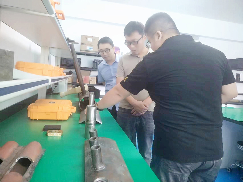 亚洲精品久久一区二区三区