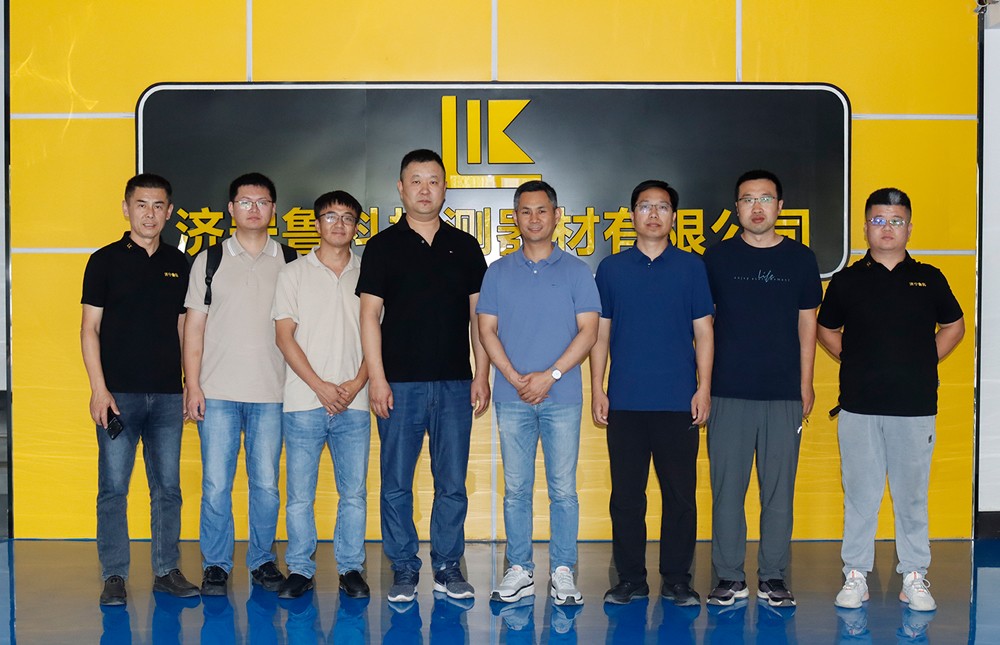 亚洲精品久久一区二区三区