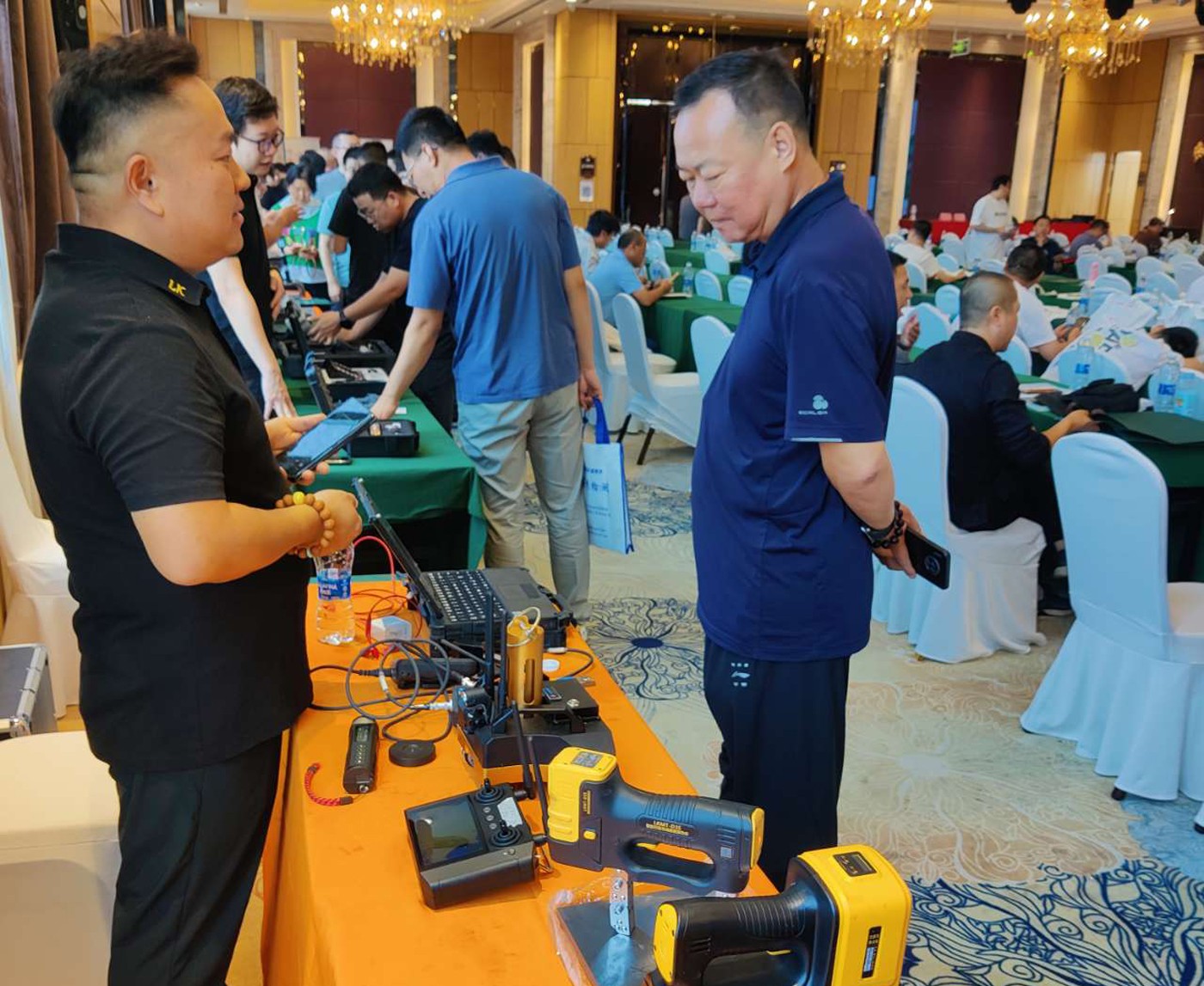 亚洲精品久久一区二区三区