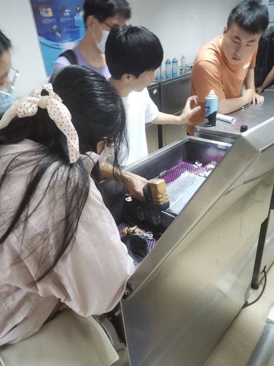 亚洲精品久久一区二区三区