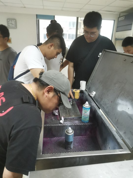 亚洲精品久久一区二区三区