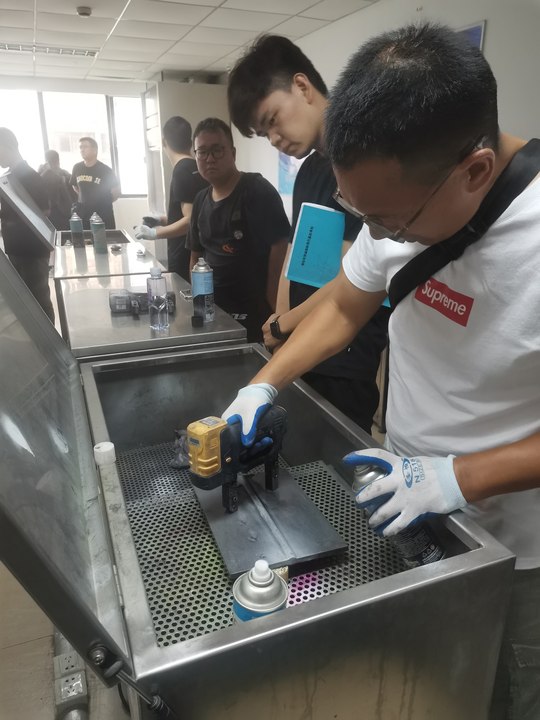 亚洲精品久久一区二区三区