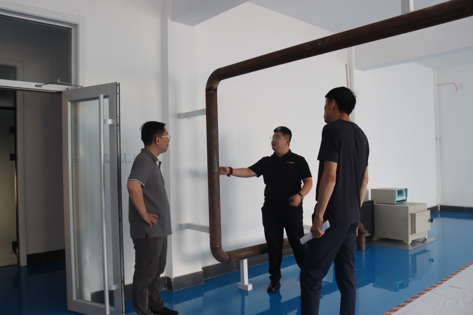 亚洲精品久久一区二区三区