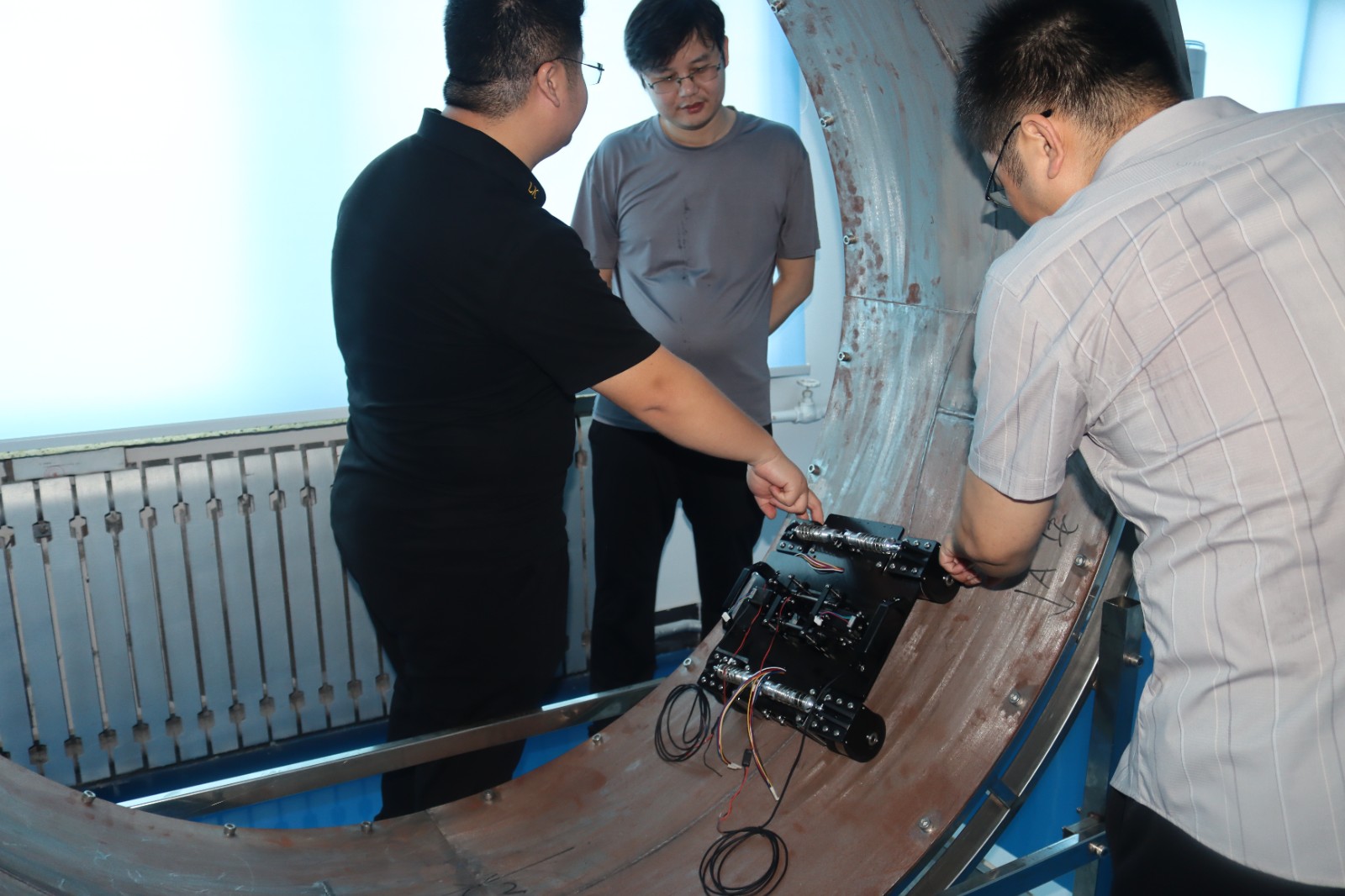 亚洲精品久久一区二区三区