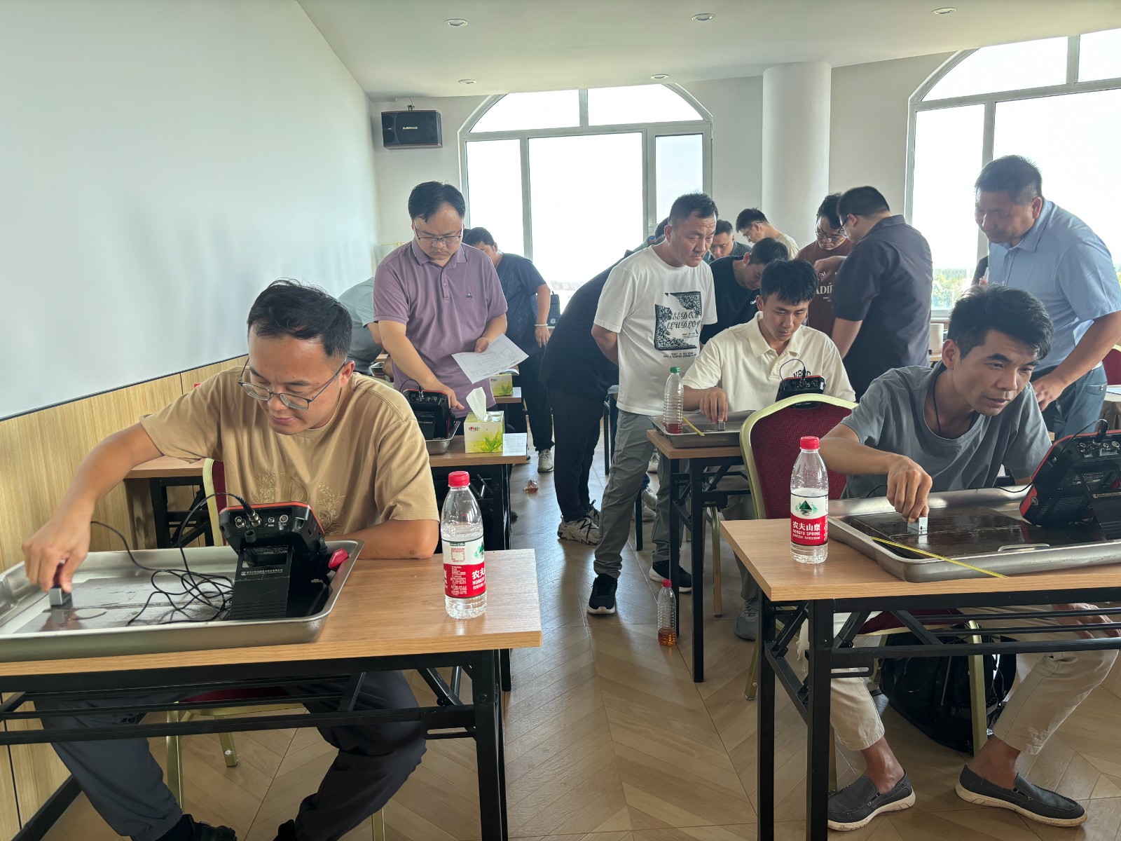 亚洲精品久久一区二区三区