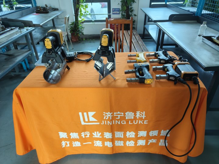 亚洲精品久久一区二区三区