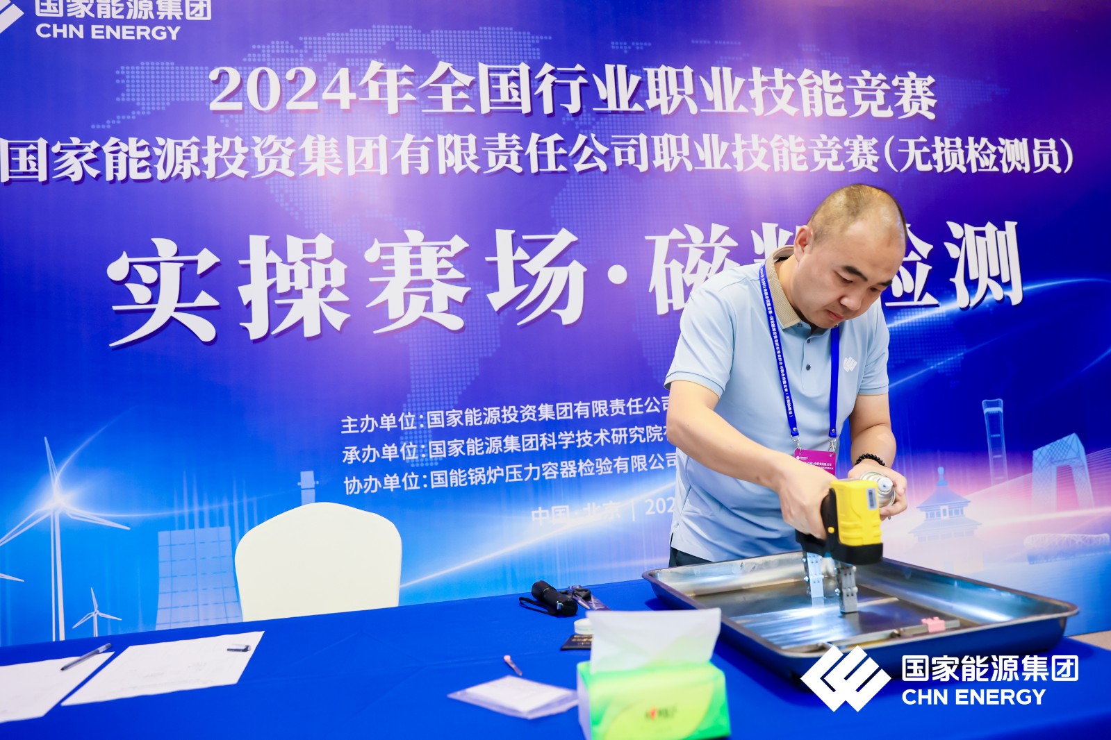 亚洲精品久久一区二区三区