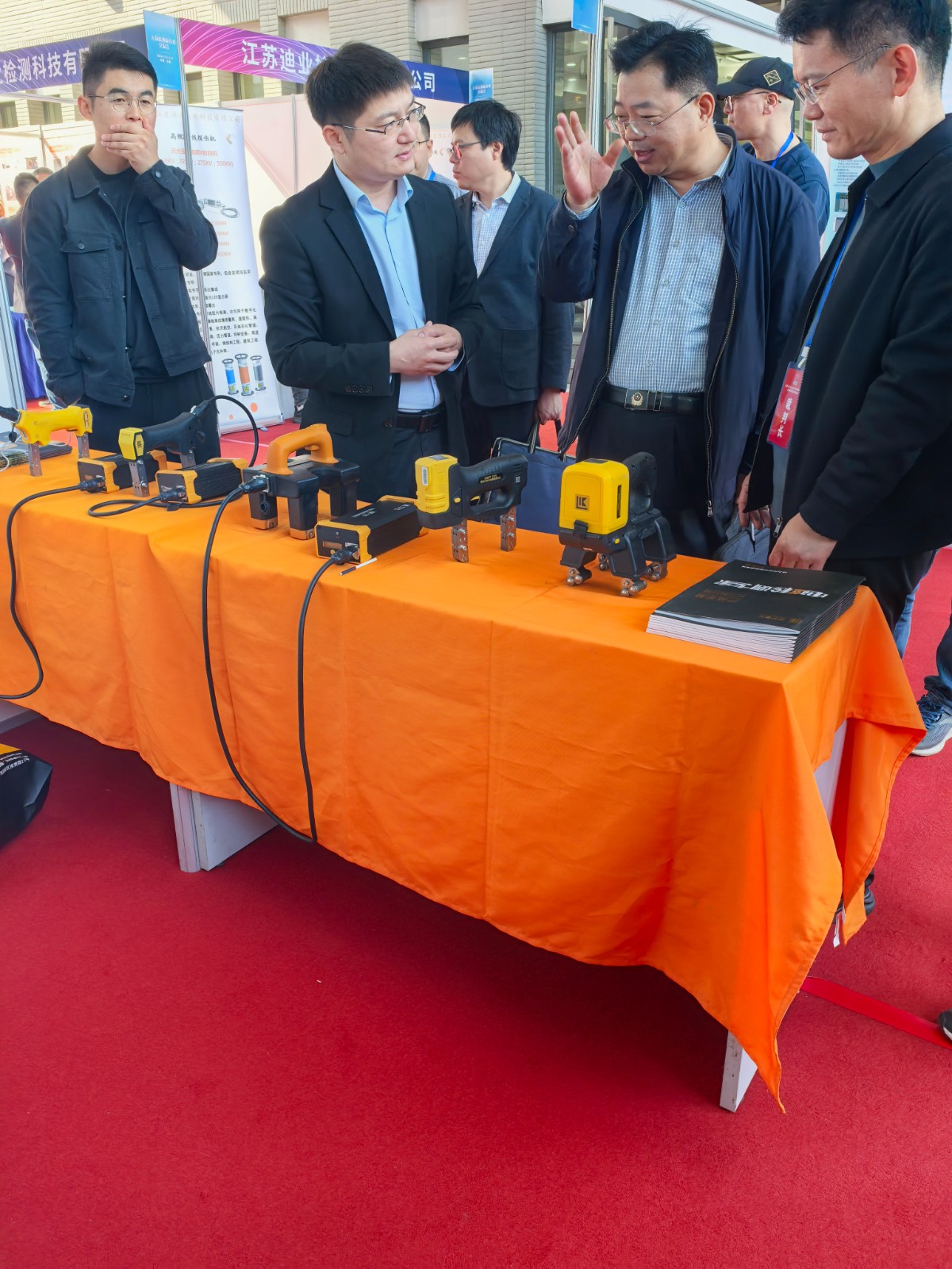 亚洲精品久久一区二区三区