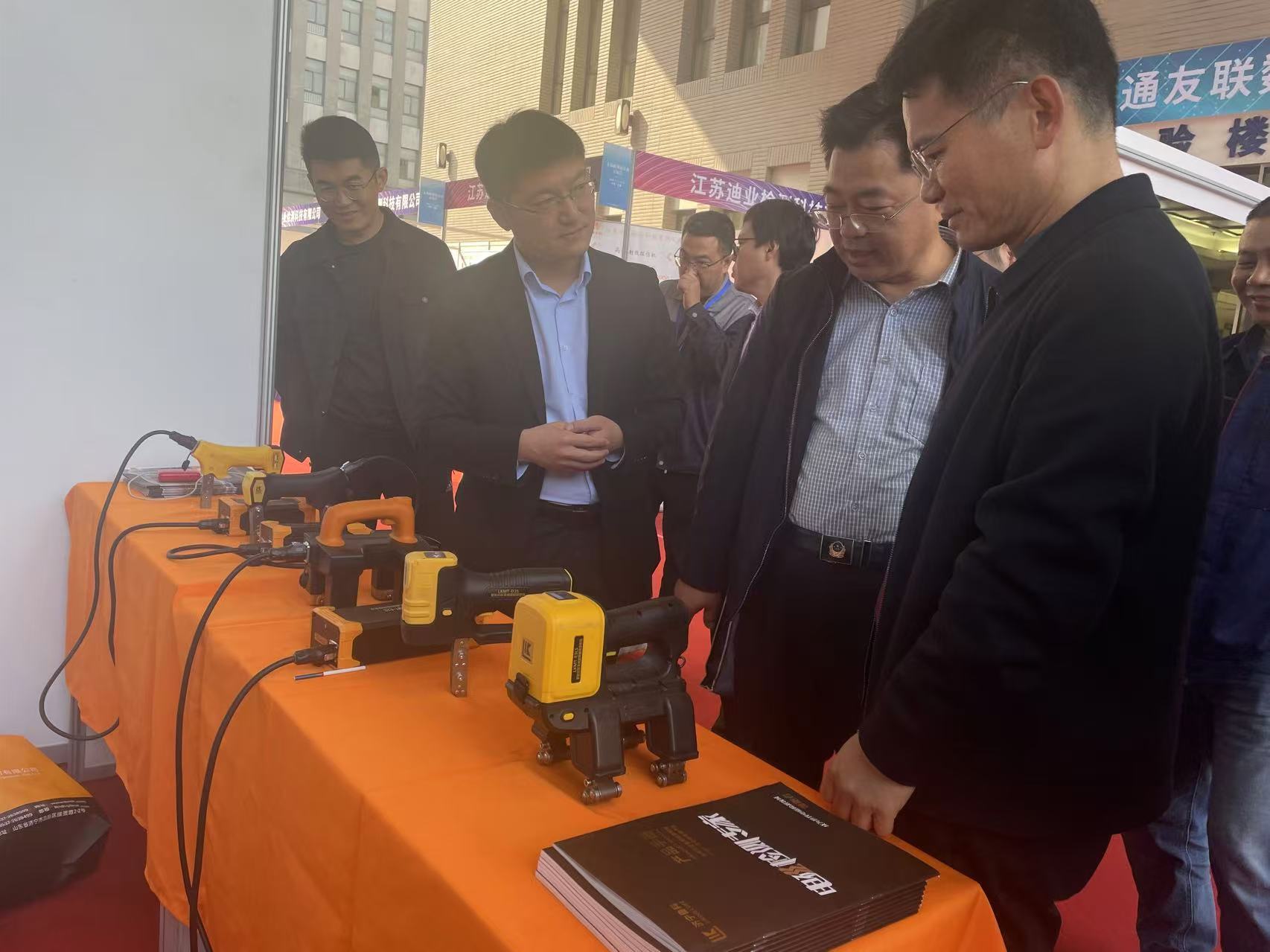 亚洲精品久久一区二区三区