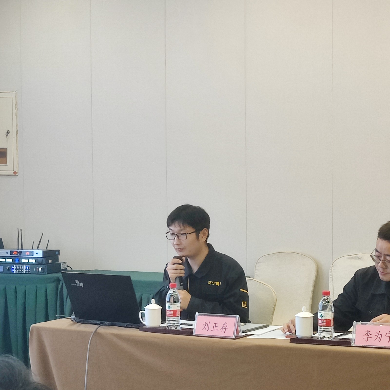 亚洲精品久久一区二区三区