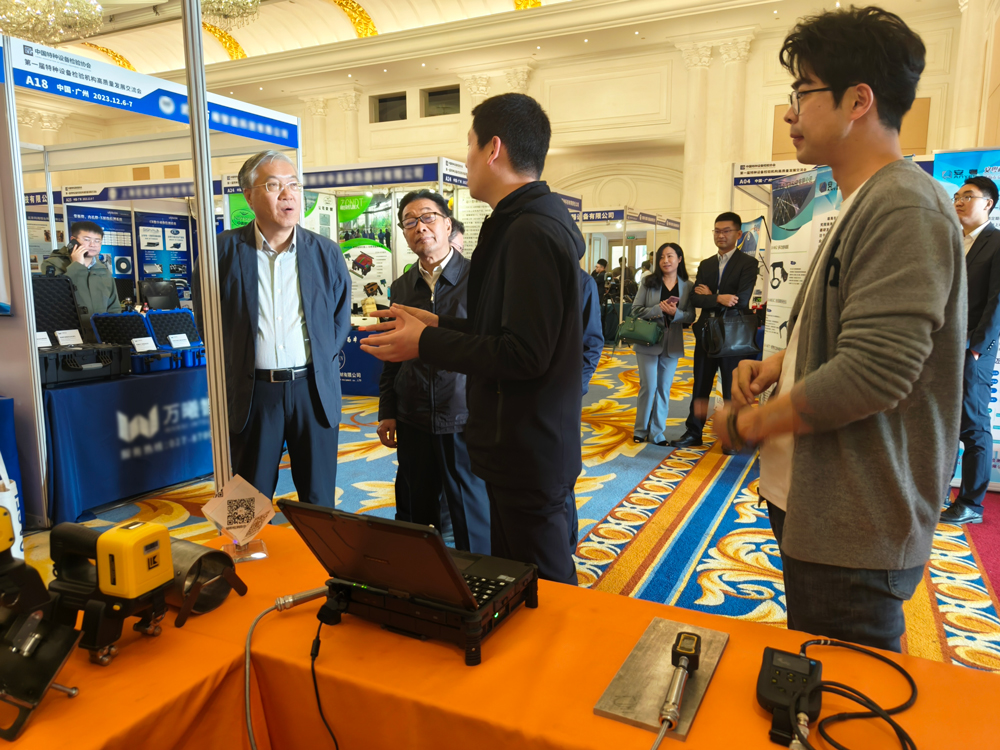 亚洲精品久久一区二区三区