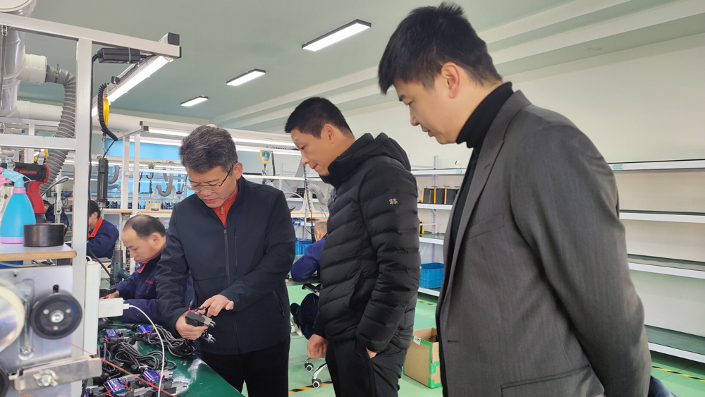 亚洲精品久久一区二区三区