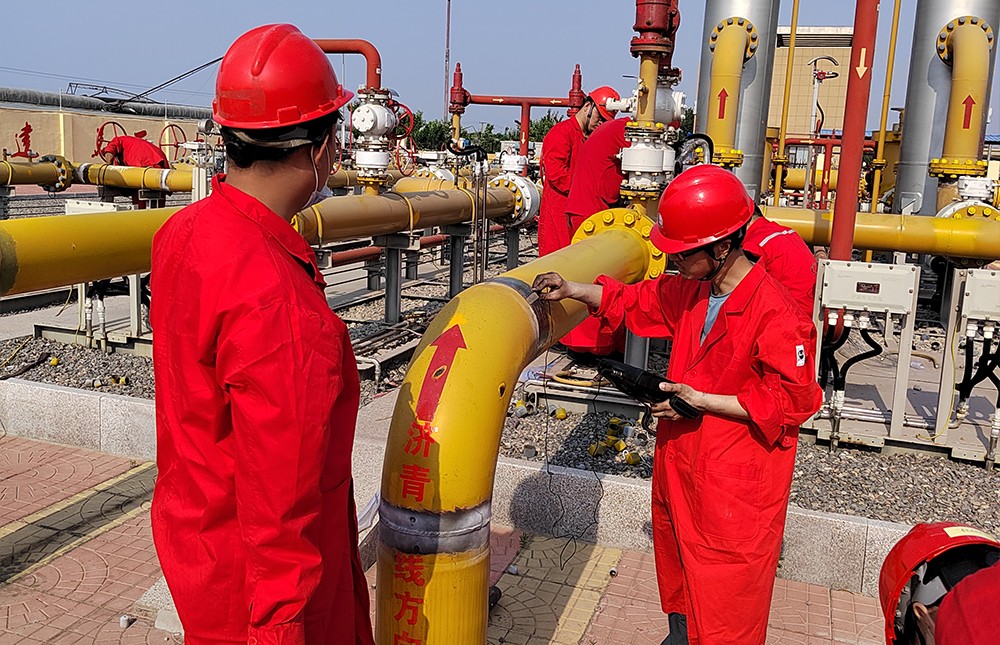 亚洲精品久久一区二区三区