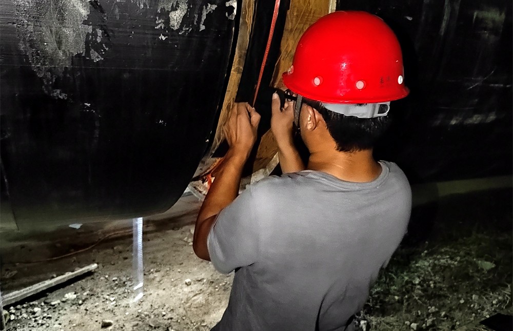 亚洲精品久久一区二区三区