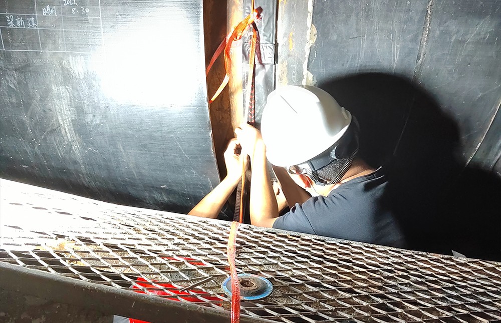 亚洲精品久久一区二区三区