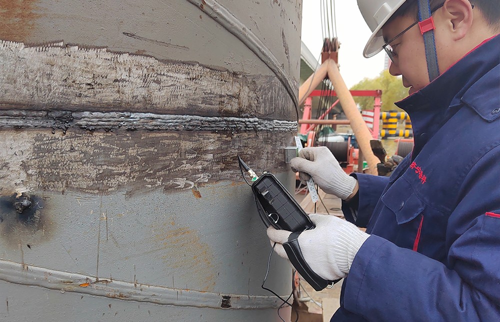 亚洲精品久久一区二区三区