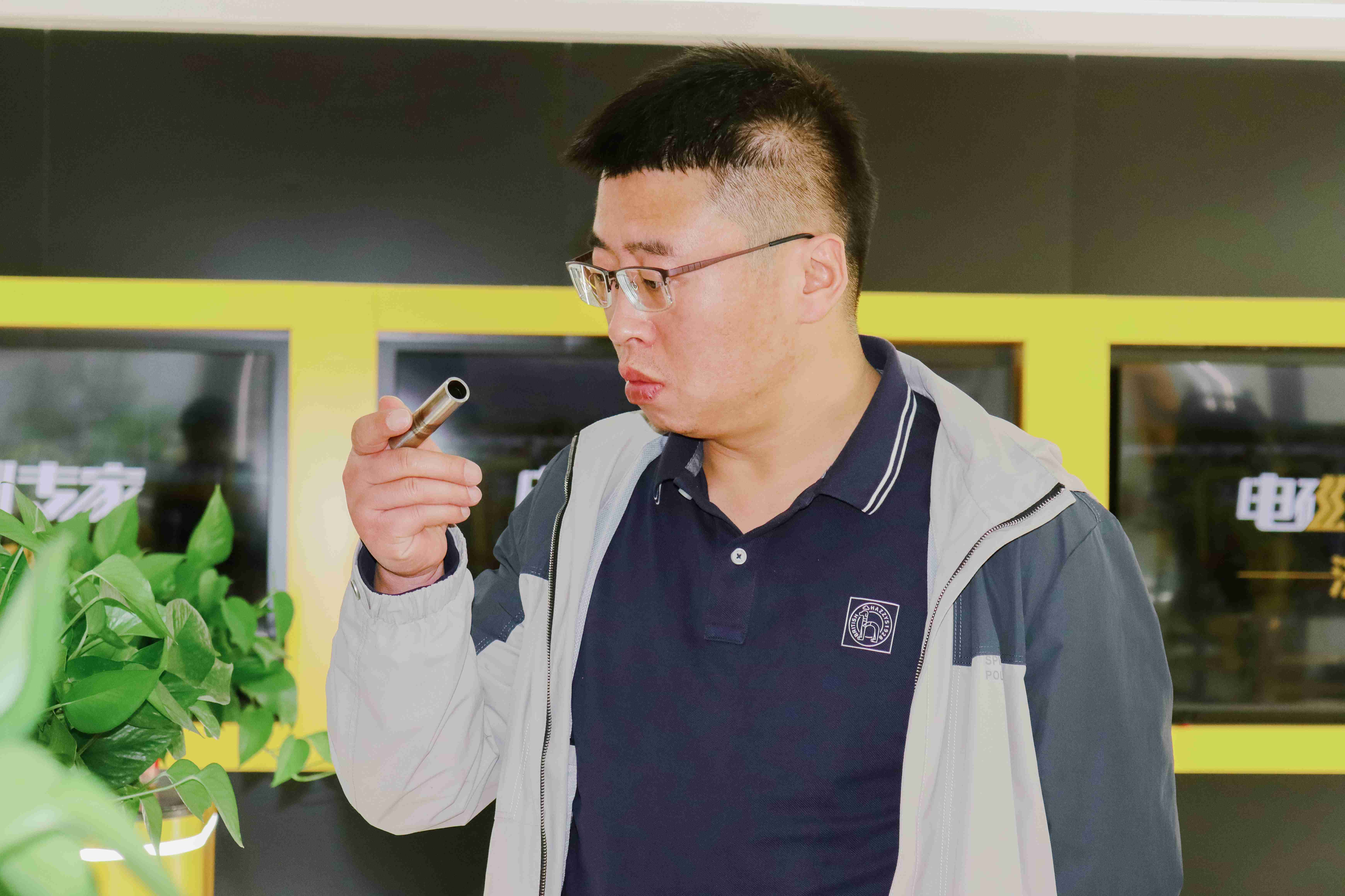 亚洲精品久久一区二区三区