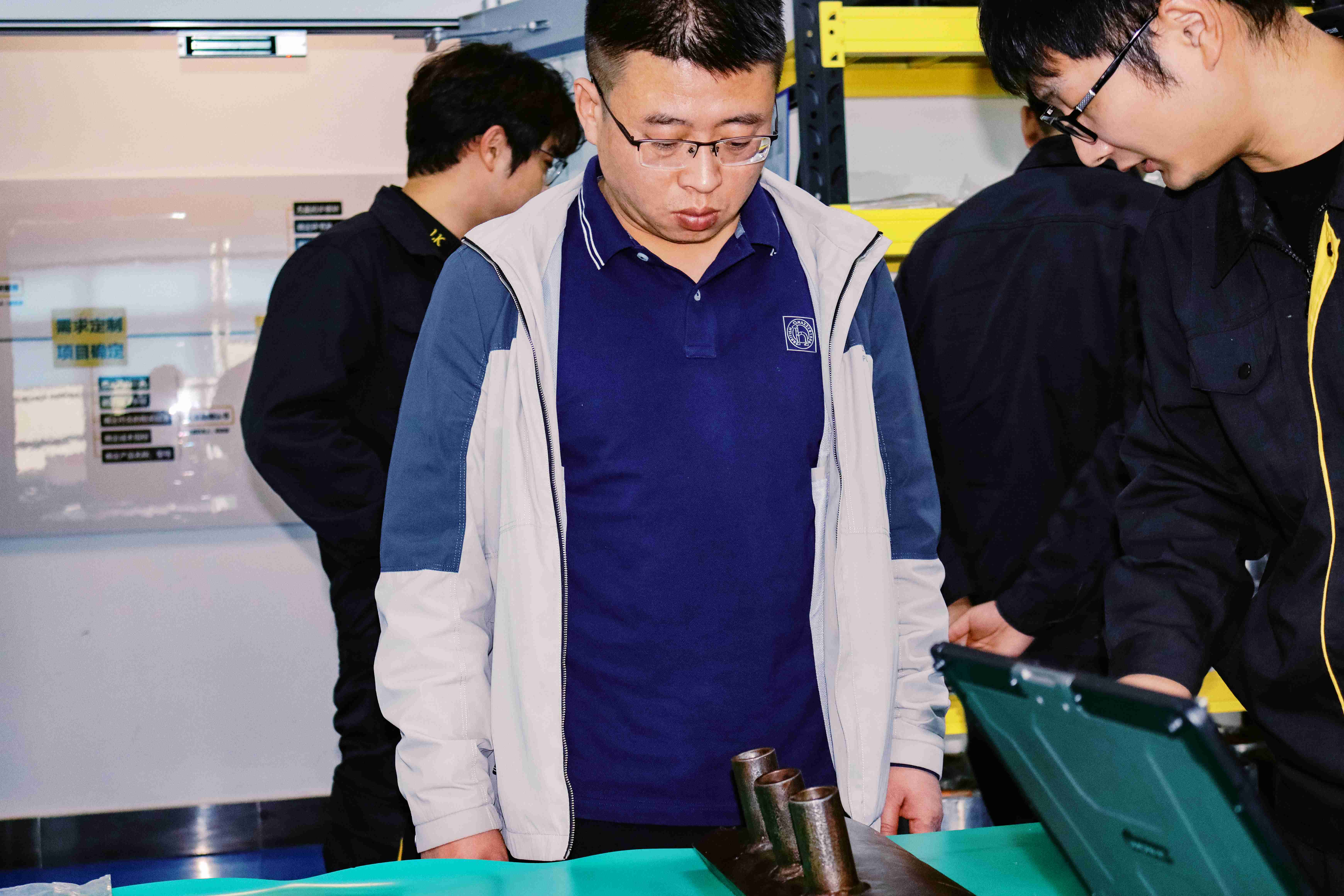 亚洲精品久久一区二区三区