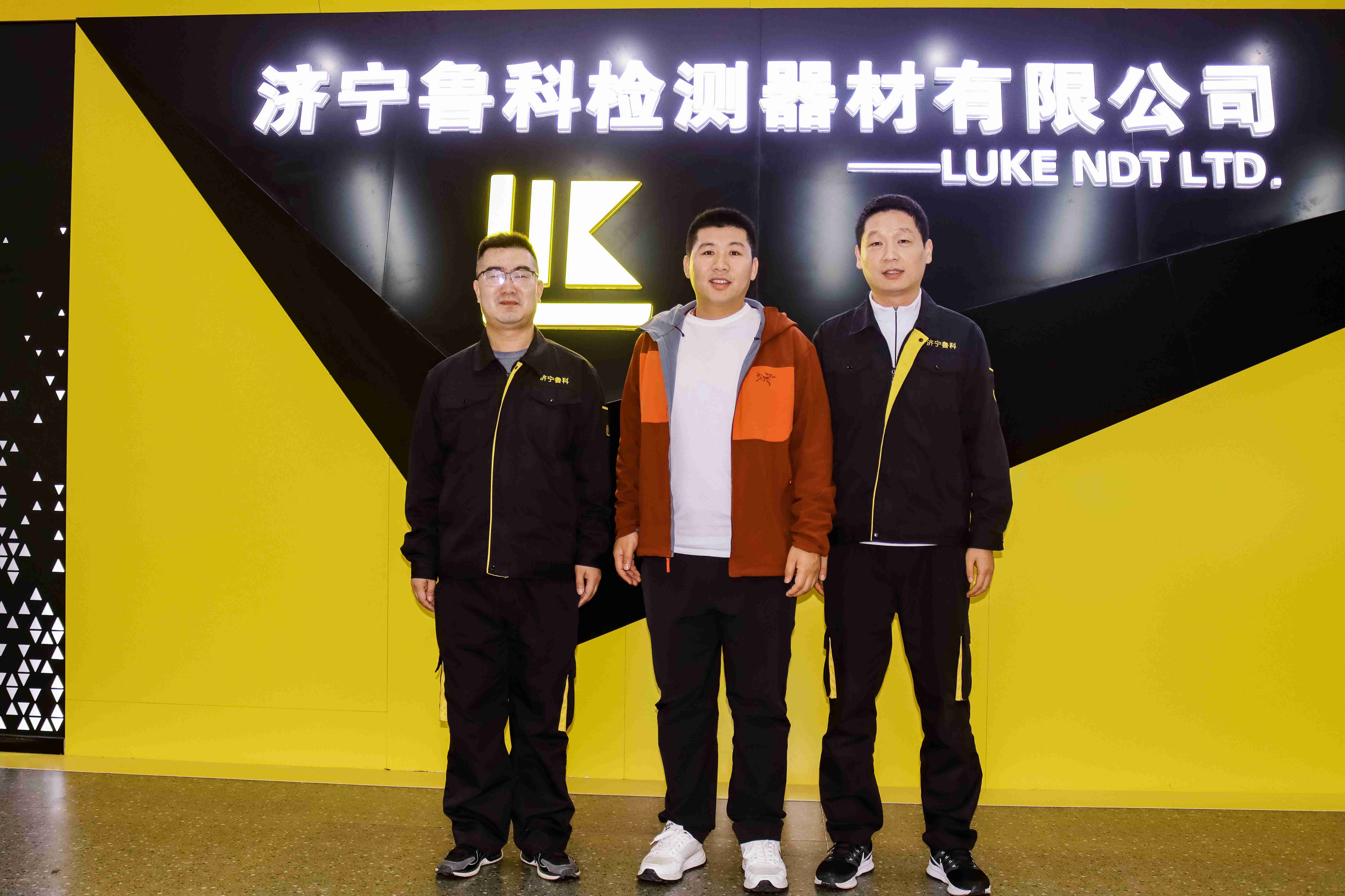 亚洲精品久久一区二区三区