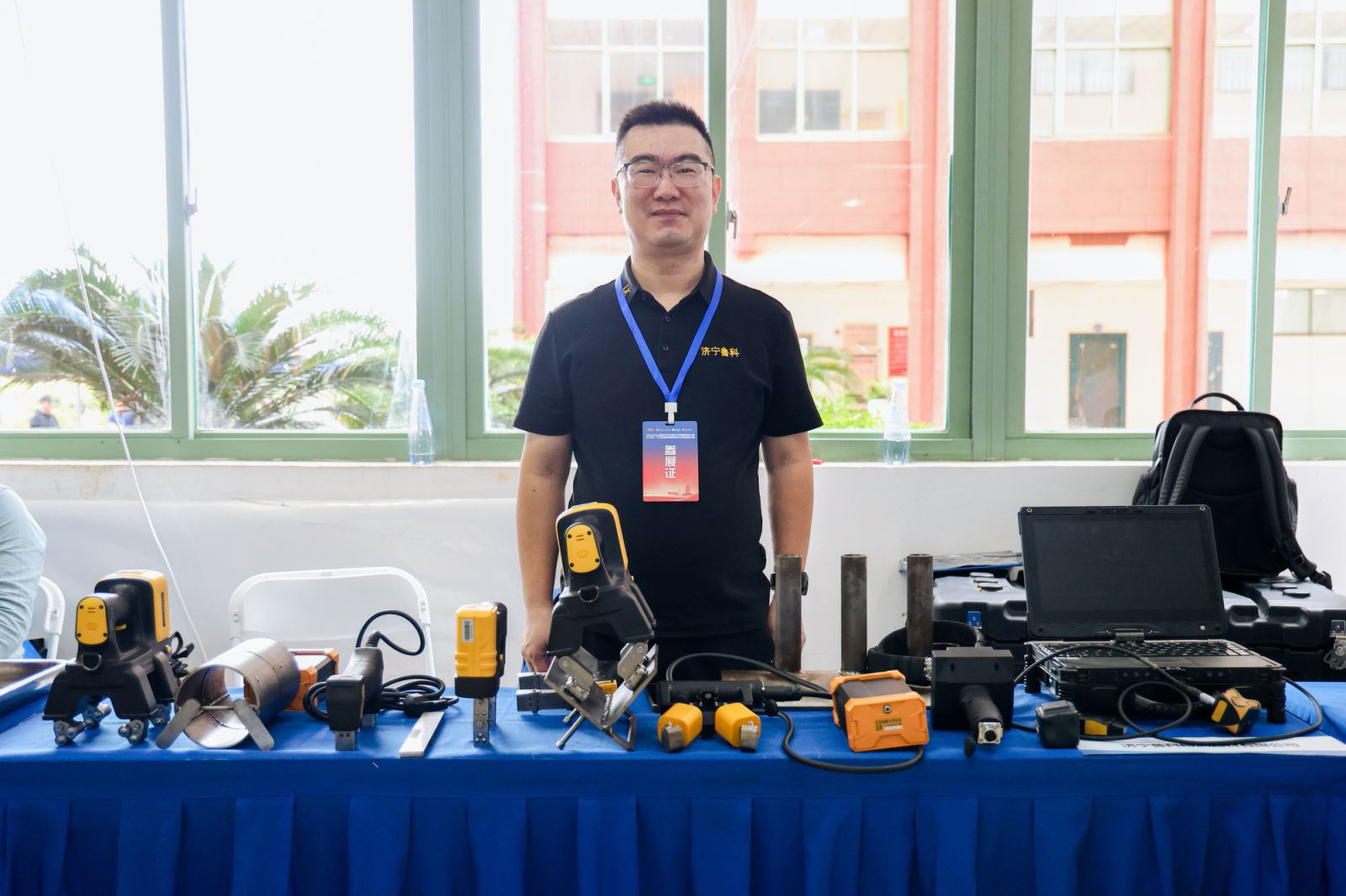 亚洲精品久久一区二区三区