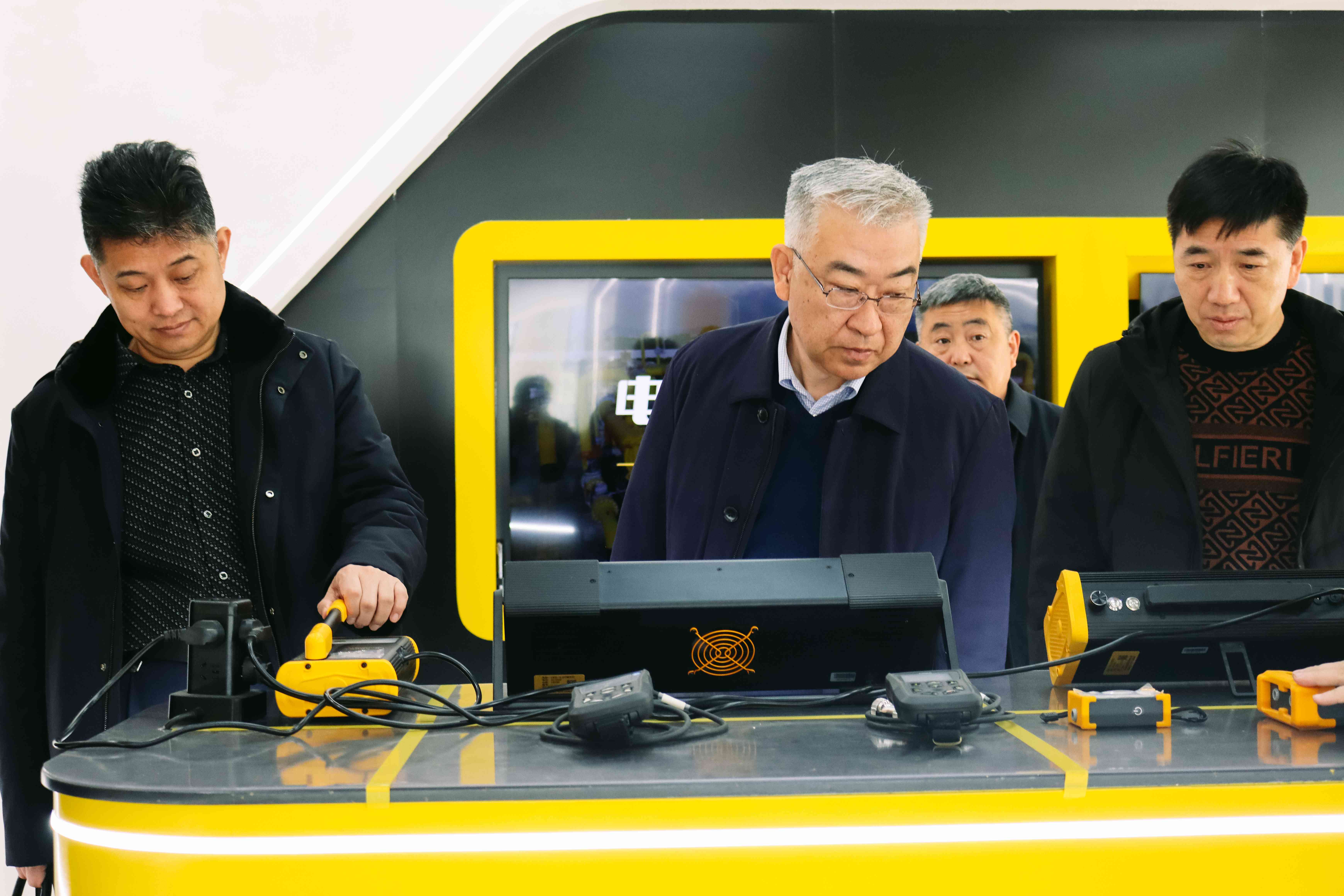 亚洲精品久久一区二区三区