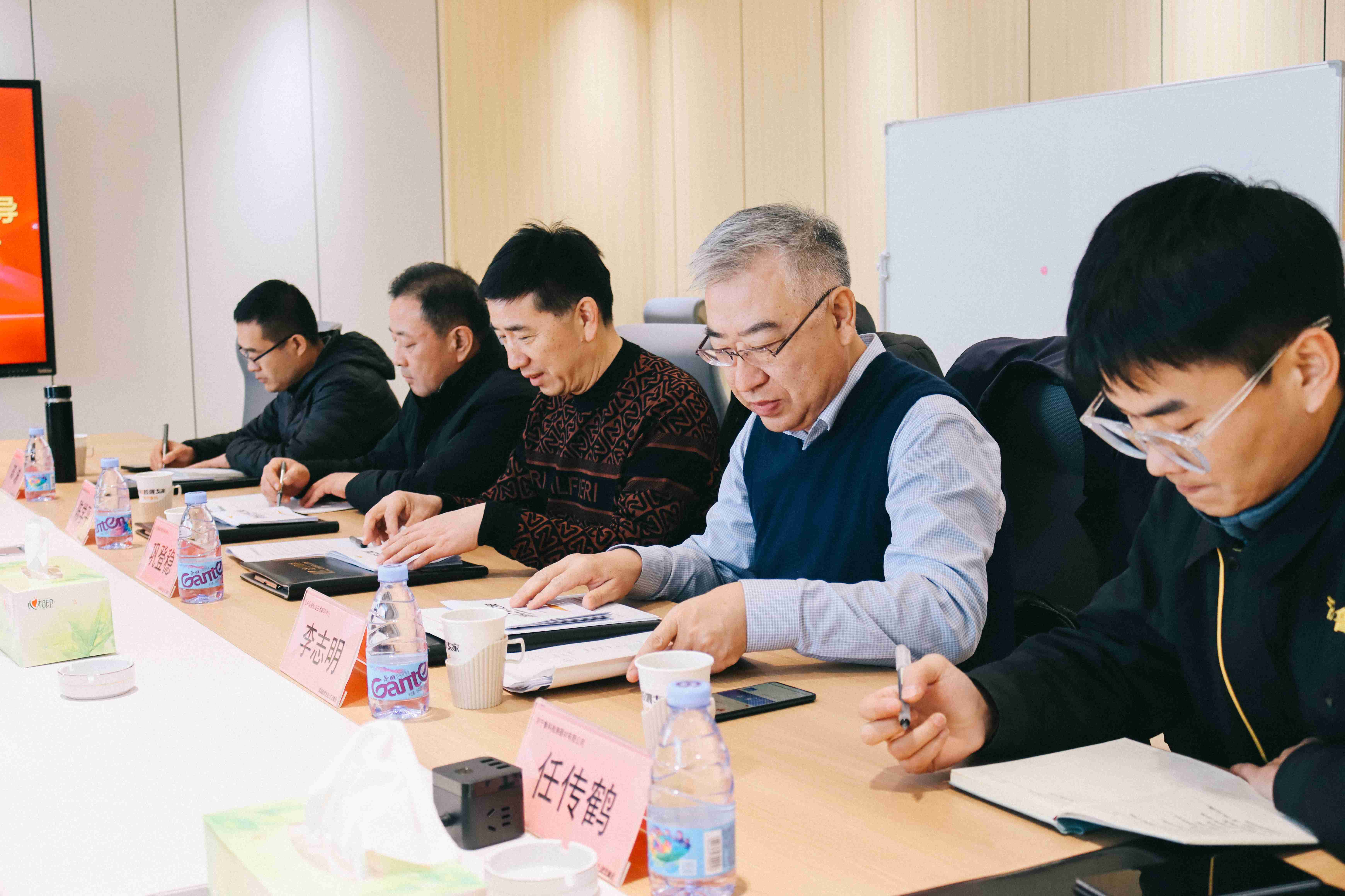 亚洲精品久久一区二区三区