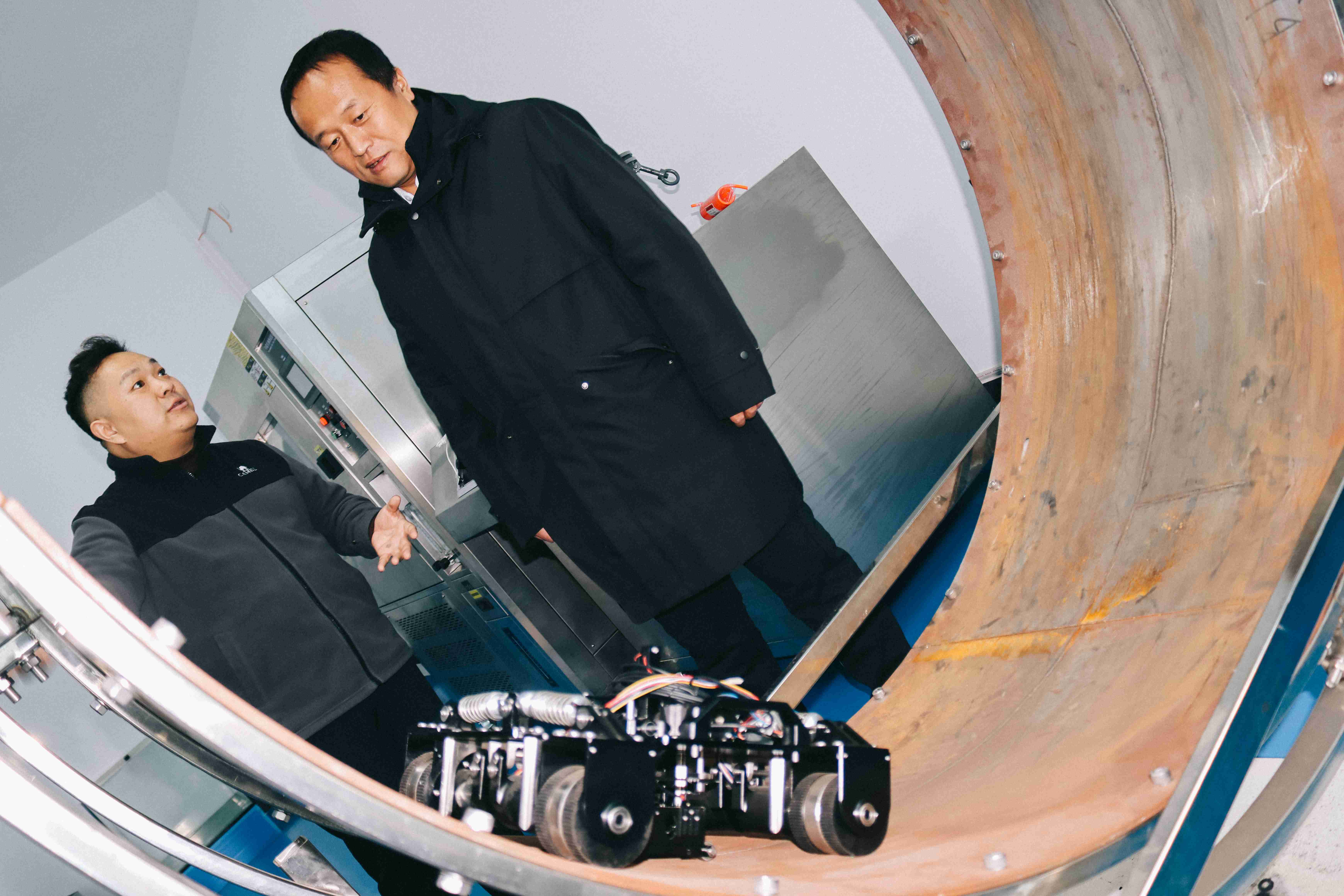 亚洲精品久久一区二区三区