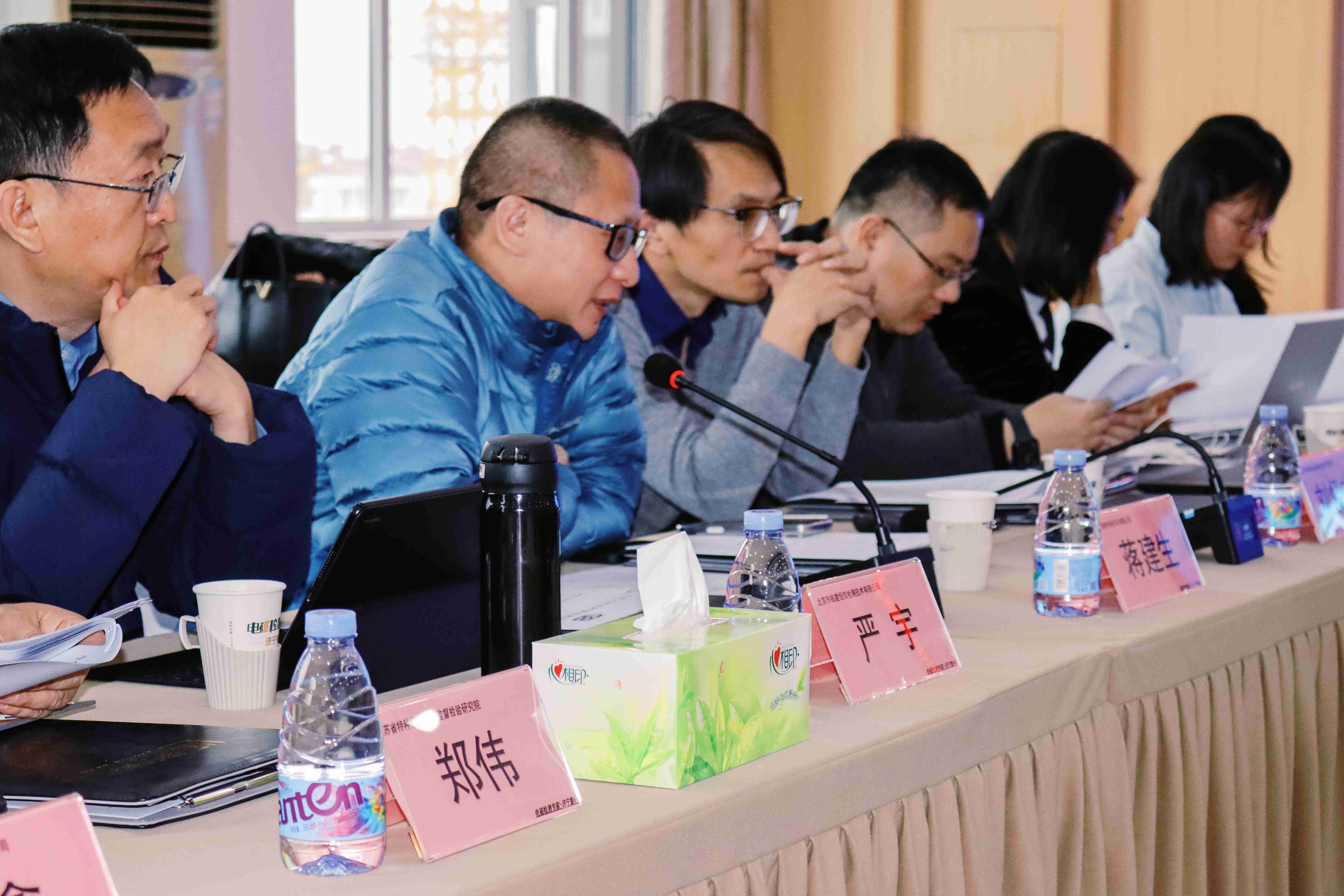 亚洲精品久久一区二区三区