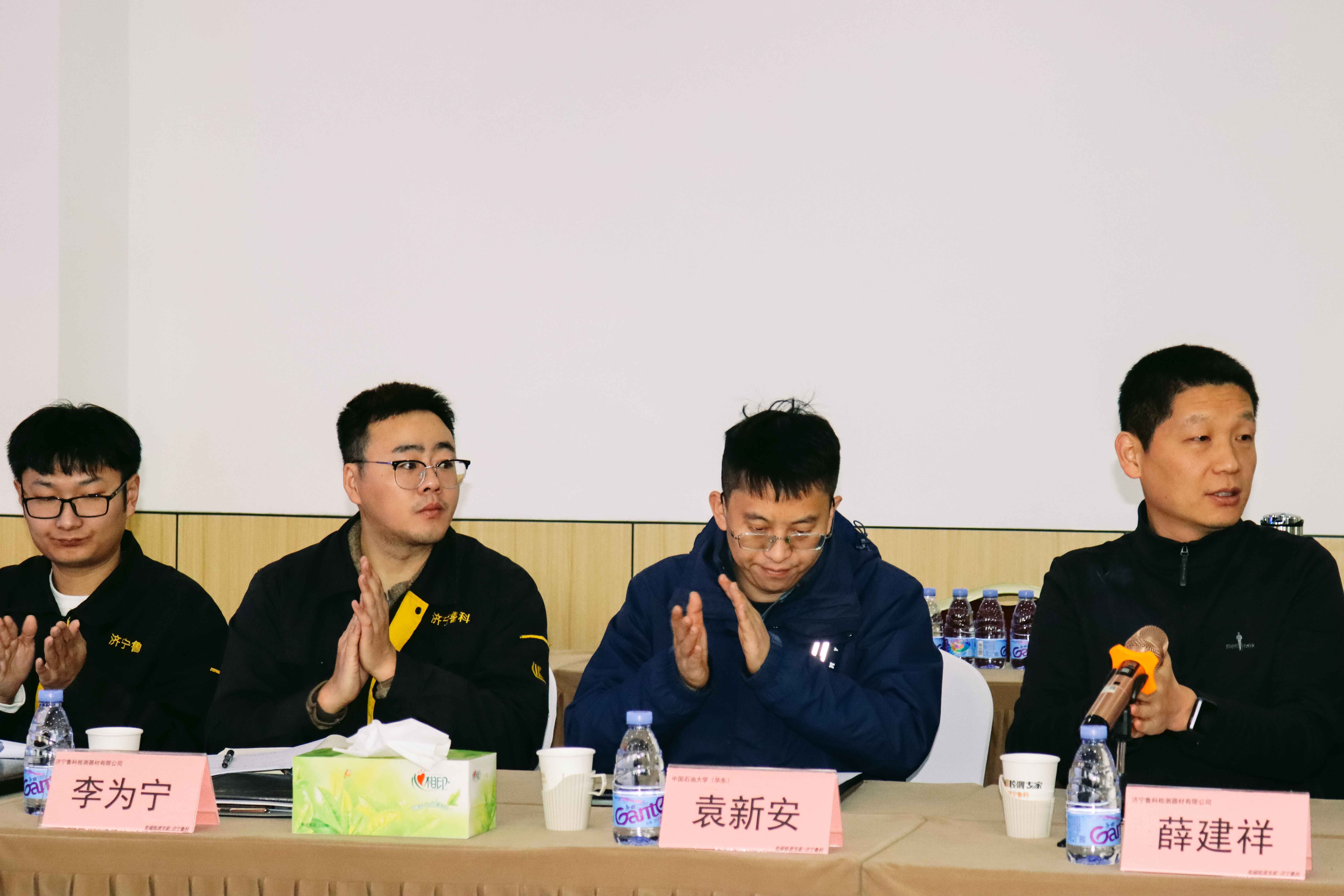 亚洲精品久久一区二区三区