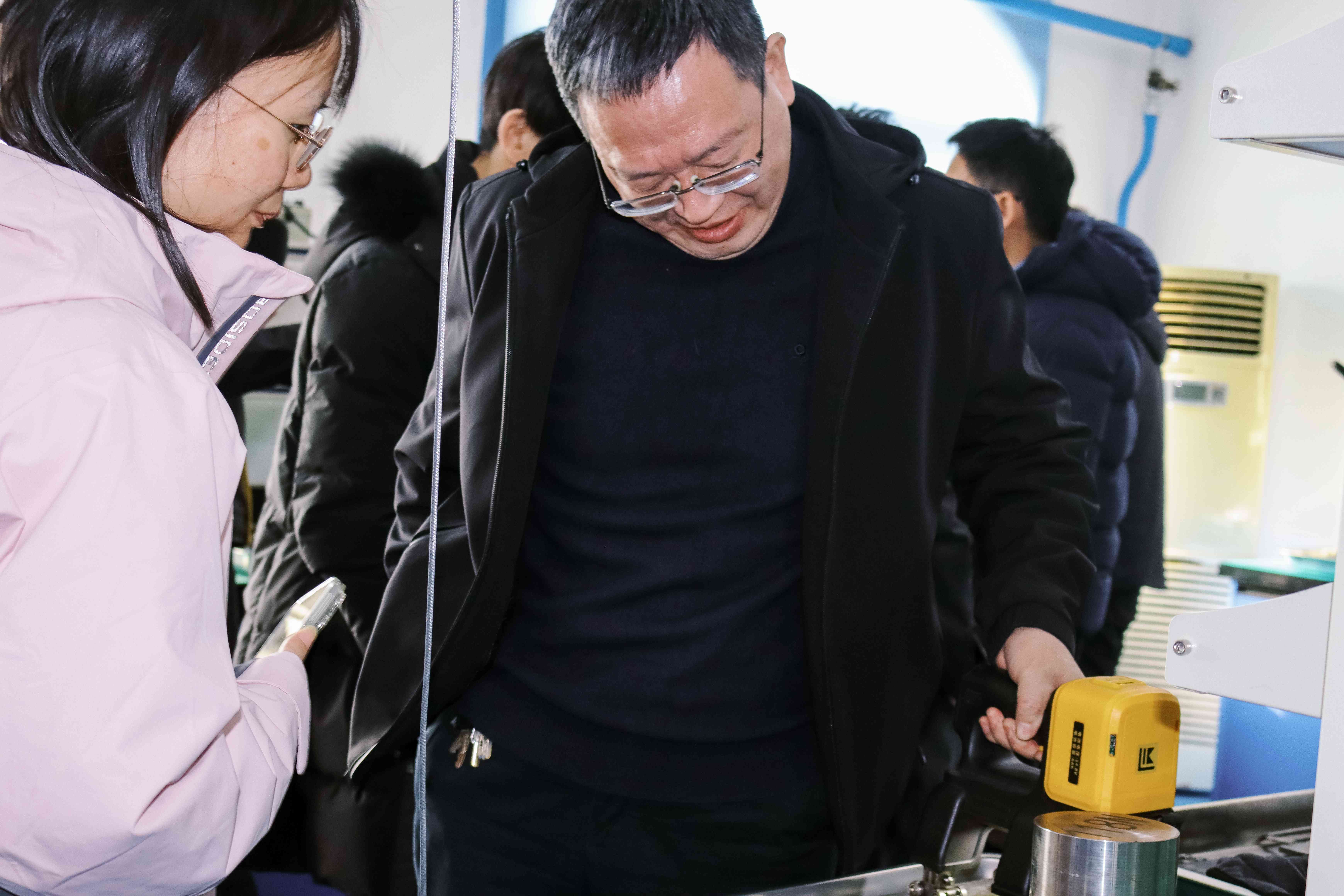 亚洲精品久久一区二区三区