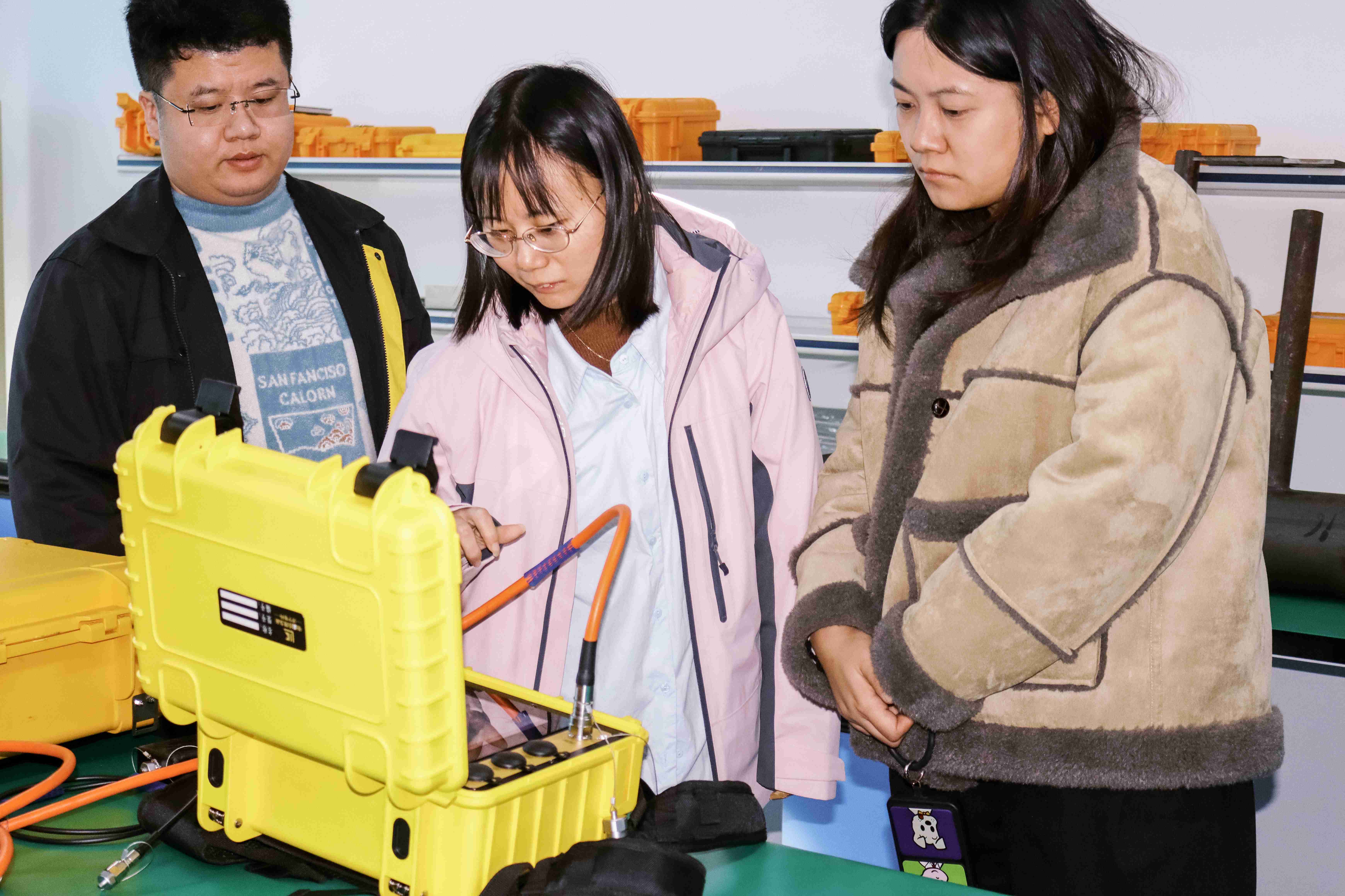 亚洲精品久久一区二区三区