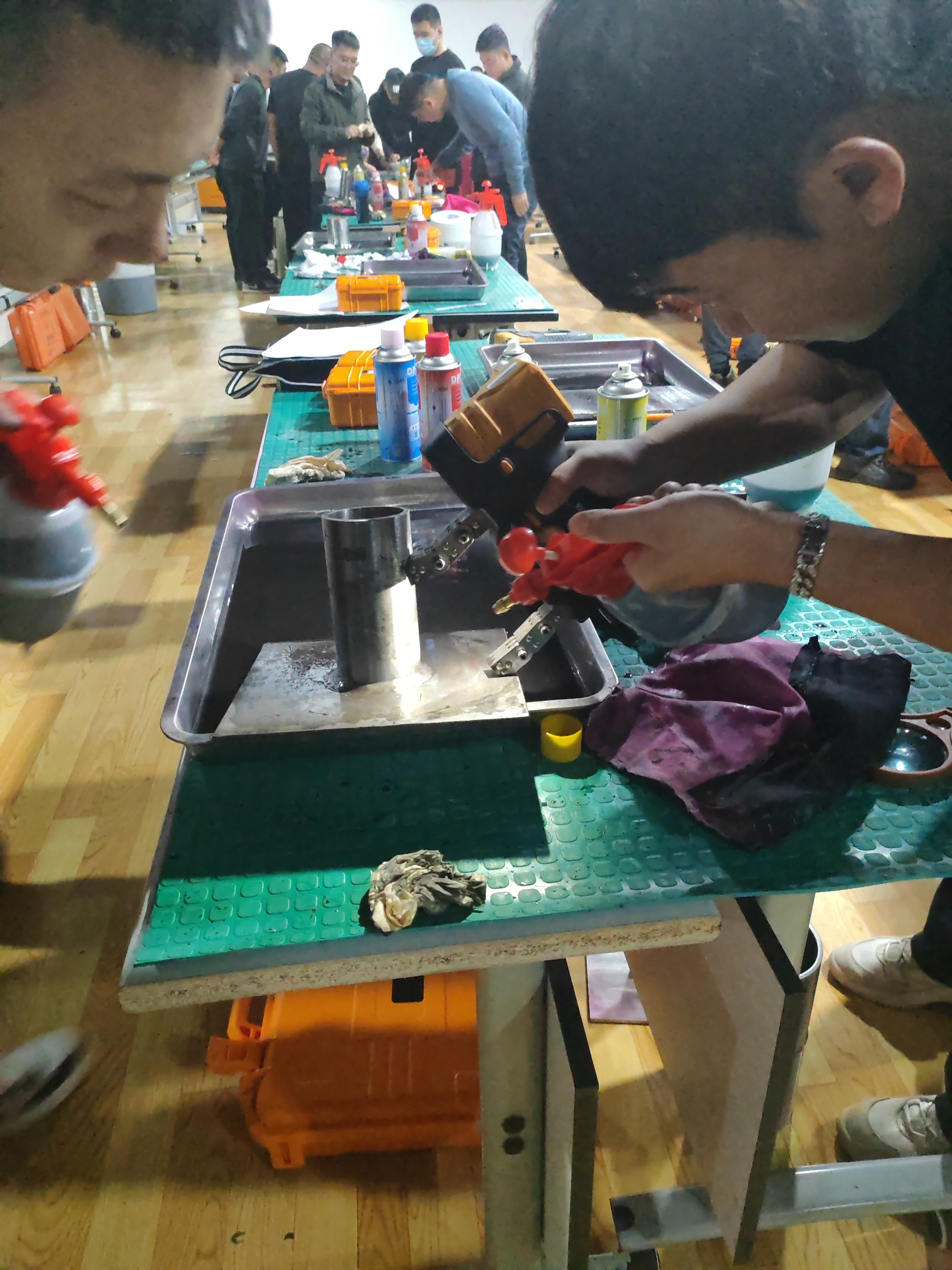 亚洲精品久久一区二区三区