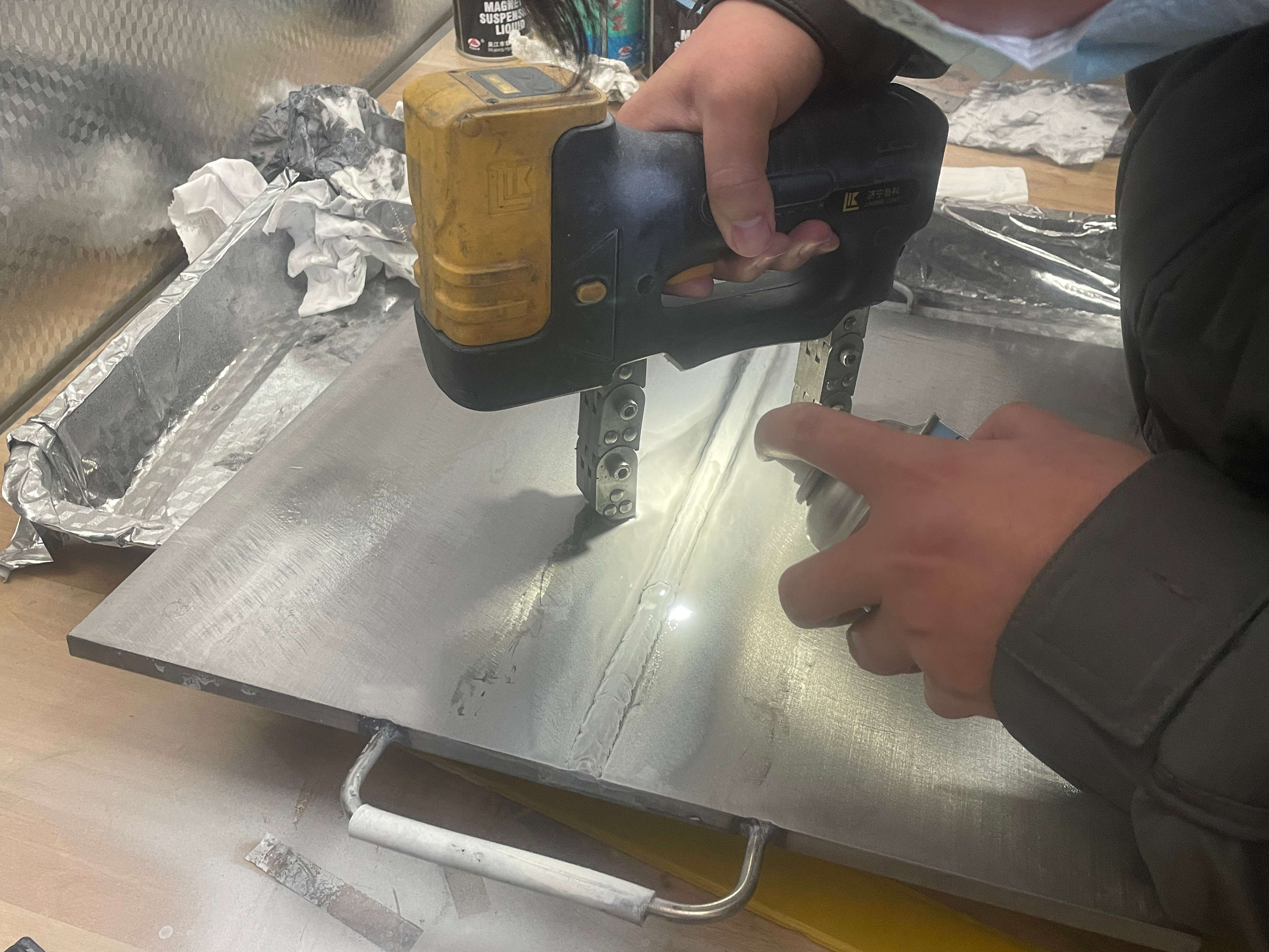 亚洲精品久久一区二区三区