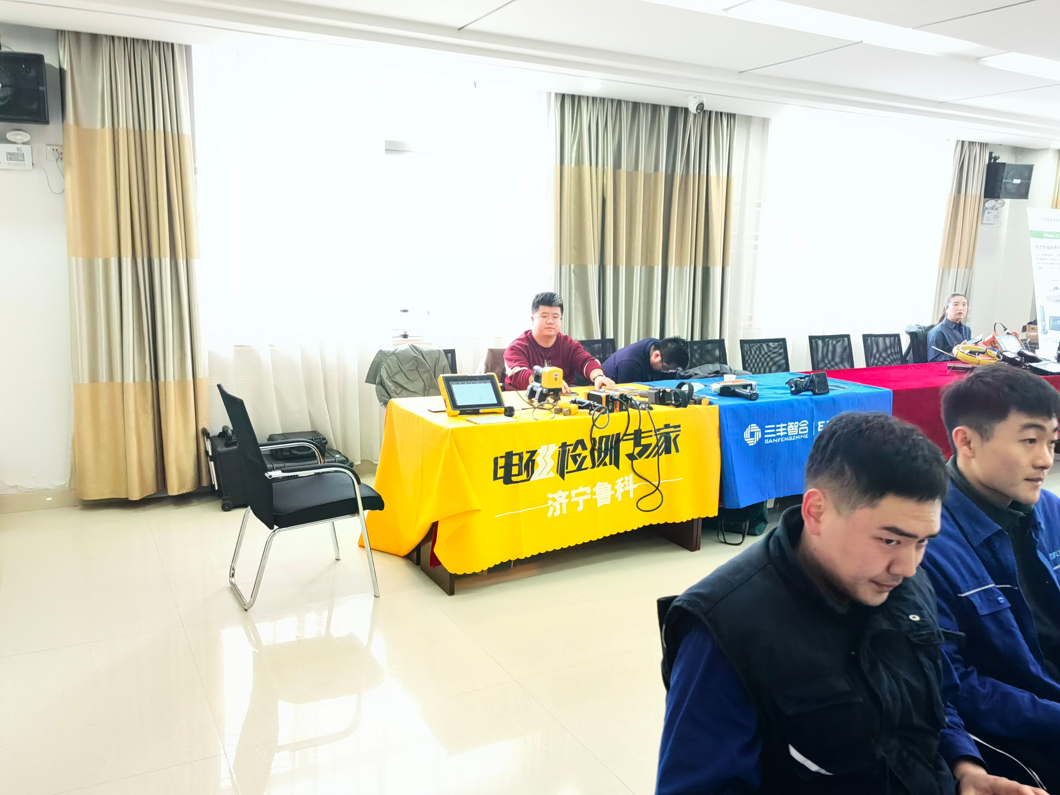 亚洲精品久久一区二区三区